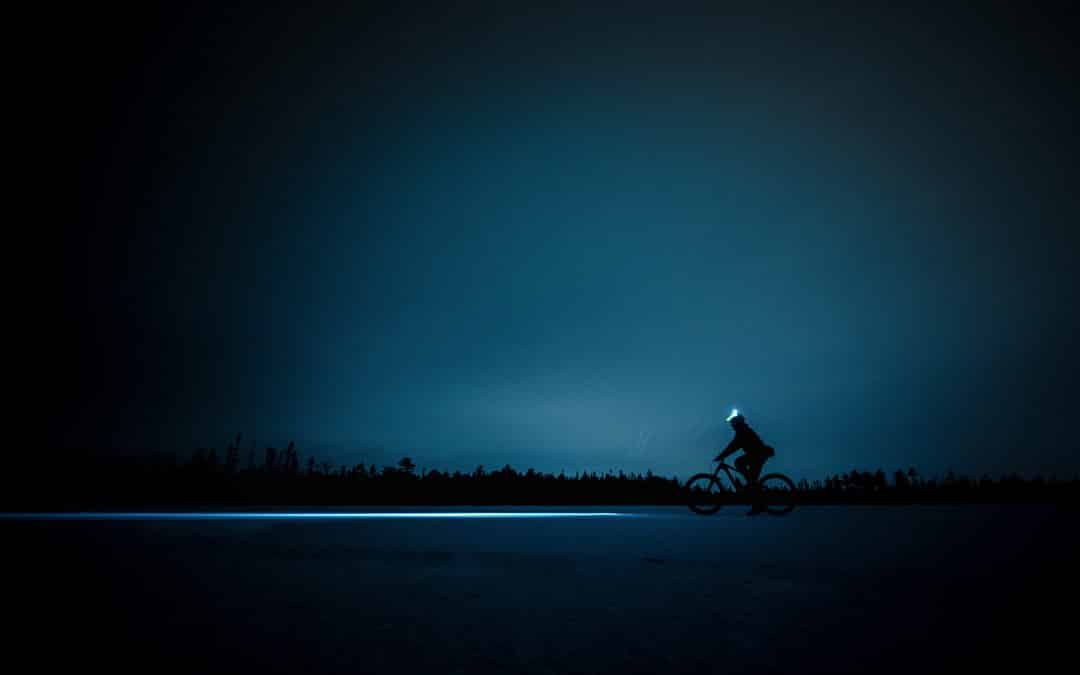 Lampe frontale LED rechargeable USB puissante, lampe frontale led de  détection de gestes pour cyclisme, camping, randonnée, bricolage, course de  nuit